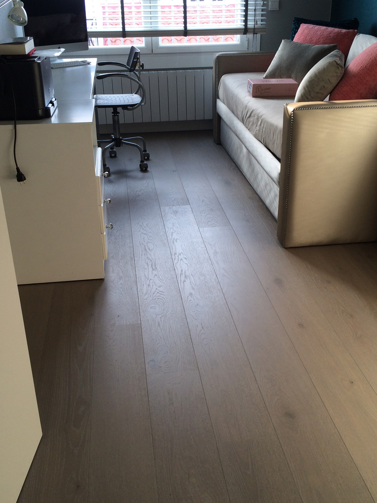 TARIMA MADERA MULTICAPA MADERA ROBLE RUSTICA MICROBISELADO OFERTAS SUMINISTRO ESPA&Ntilde;A